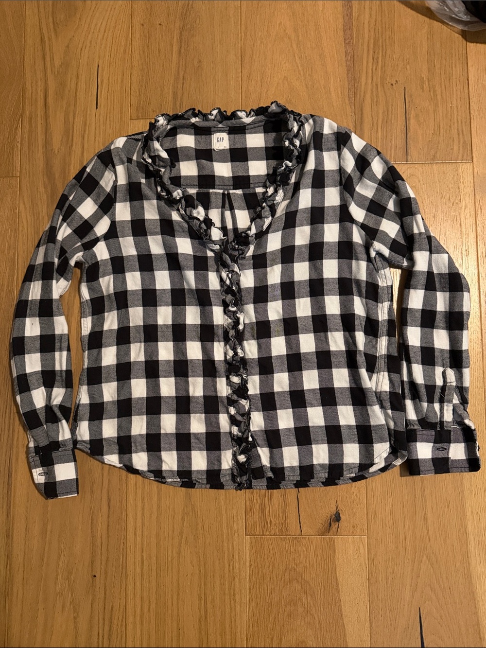 GAP Black & White Gingham Ruffle-Trim Button Front Shirt